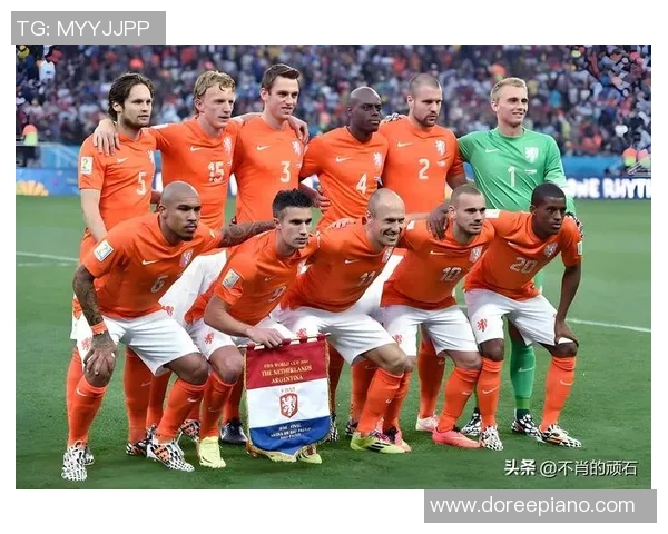 足球明星曾效力过的传奇球员名单揭秘与回顾 足球明星曾效力过的传奇球员名单揭秘与回顾