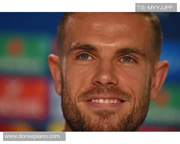 德国足球明星魅力四射宣传图片展现运动精神与团队合作之美