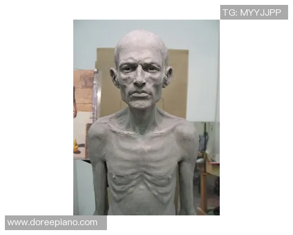 足球明星雕塑艺术作品欣赏与创作灵感分享