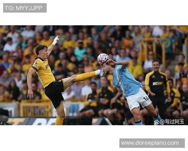 曼城与狼队角球对决分析揭示双方战术布局与进攻机会